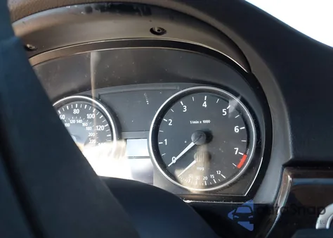 2006 BMW 325I z USA, uszkodzony, nr VIN WBAVB13566PT02547